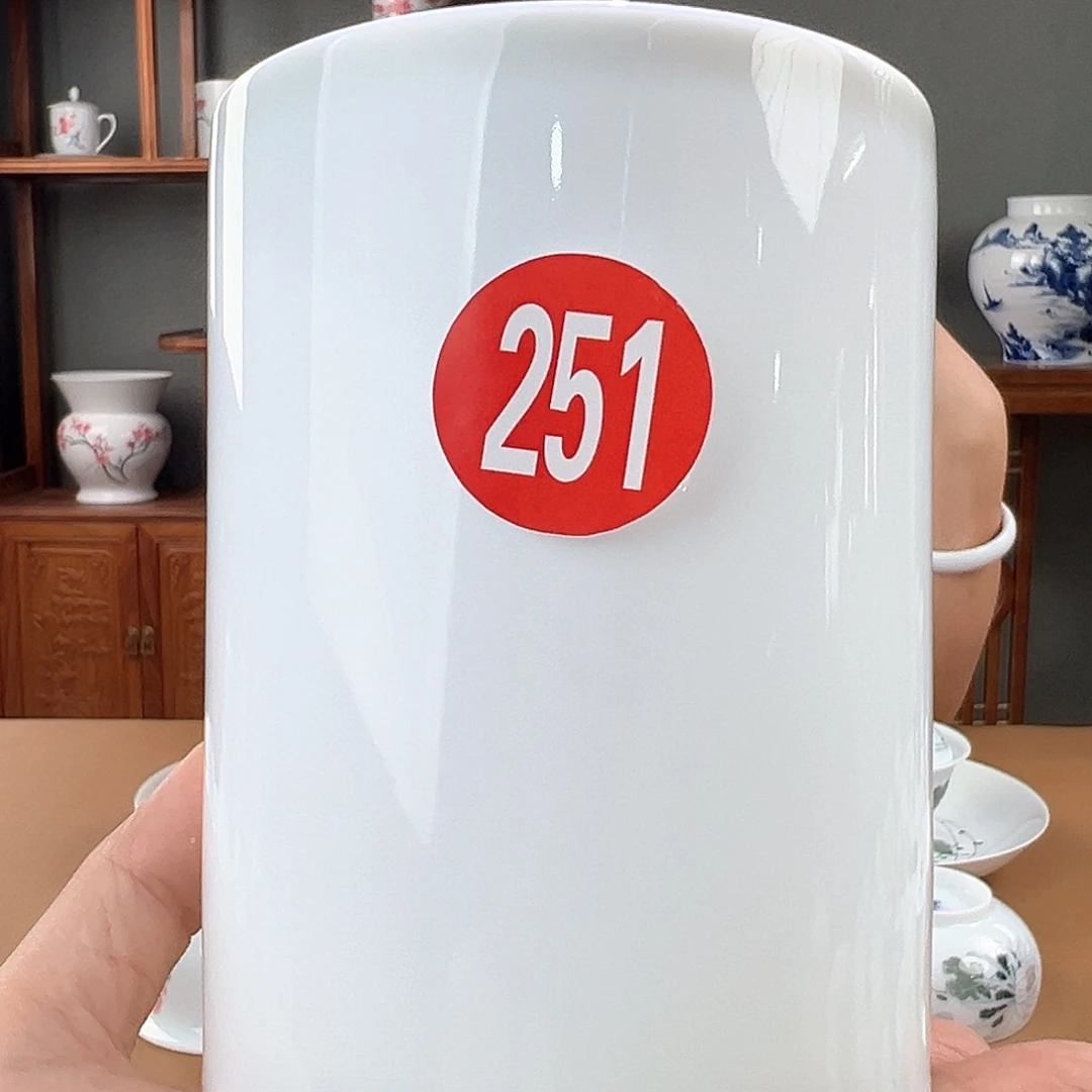 柴窑 素胎小笔筒,微瑕