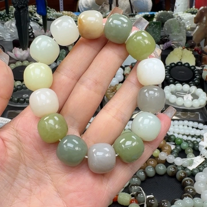 和田玉未镶嵌手链和田玉多宝卡16