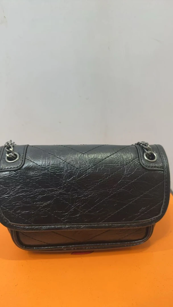 （亮牌灯点关注才可以拍）单肩斜手提包气质手提包肩包经典轻奢时尚