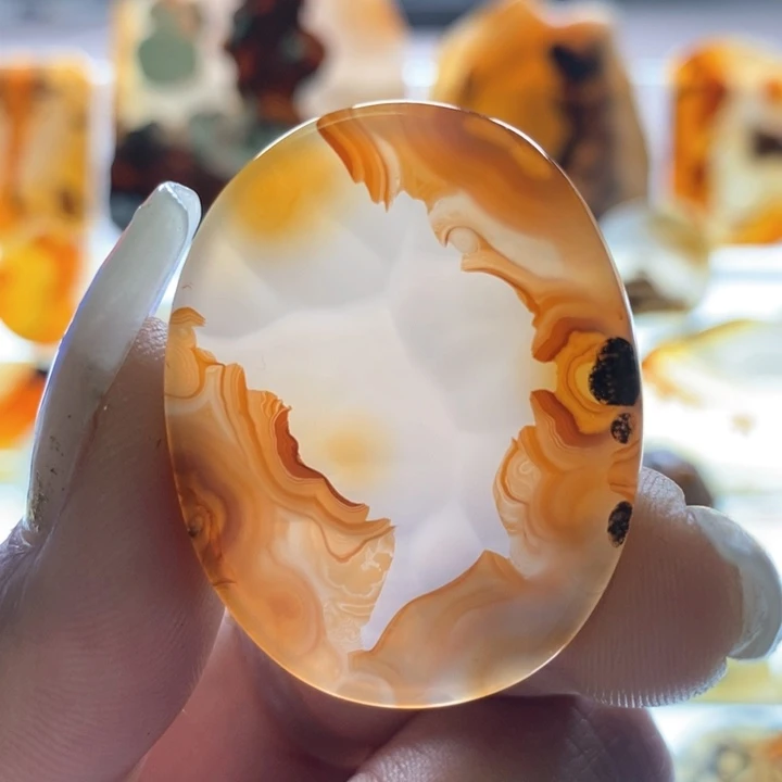 玛瑙/玉髓颈饰未镶嵌