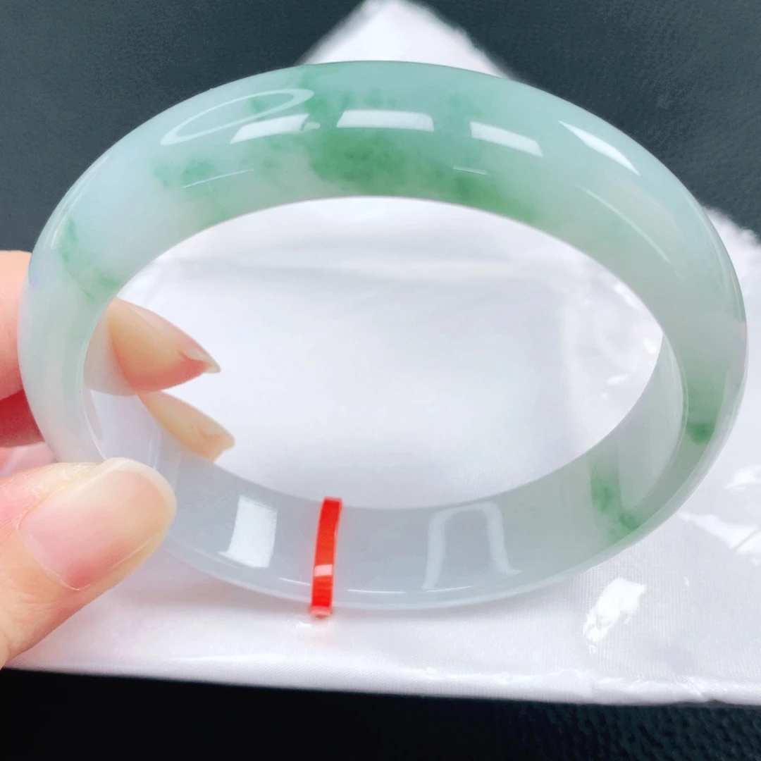 翡翠未镶嵌手镯60圈