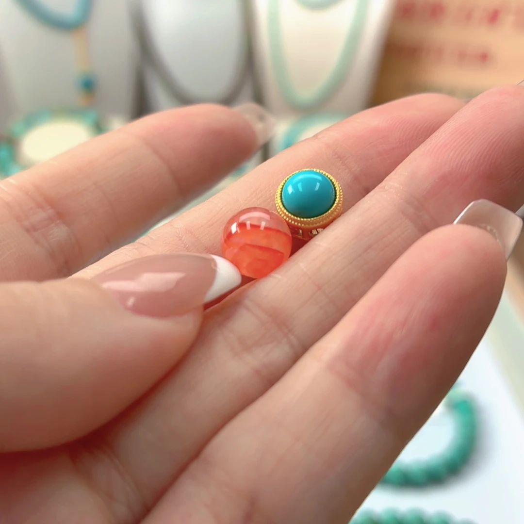 南红玛瑙未镶嵌珠宝奇石