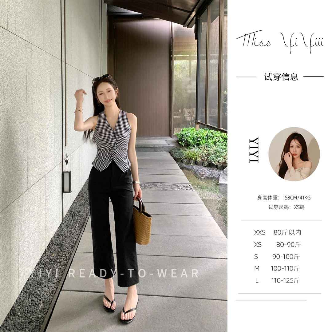 【摩登格调】<YiYiii>格纹挂脖藏肉马甲小个子九分遮肉显高烟管裤