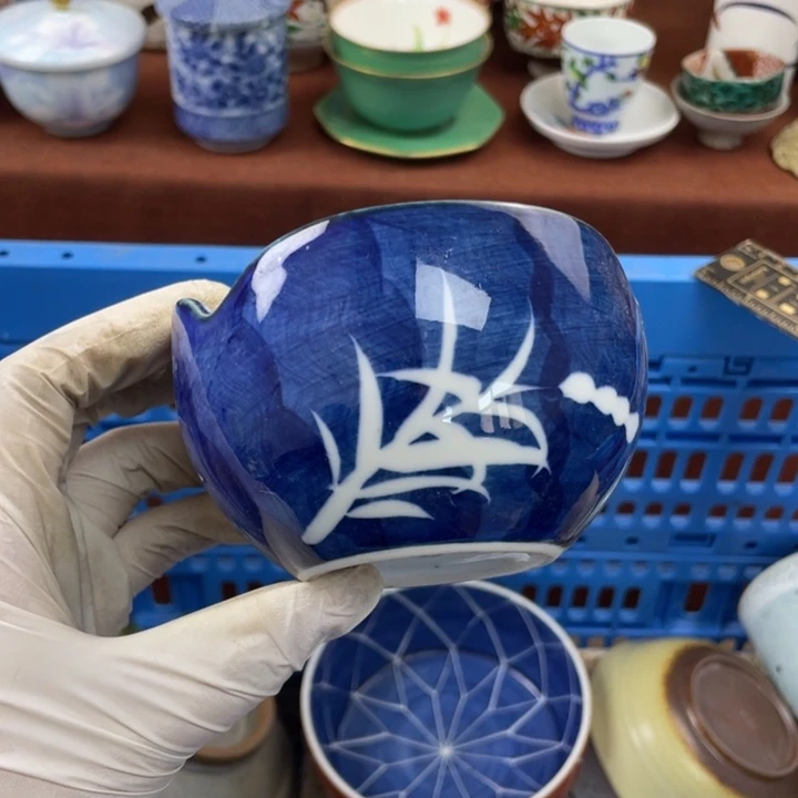 他家瓷器真美…开播了