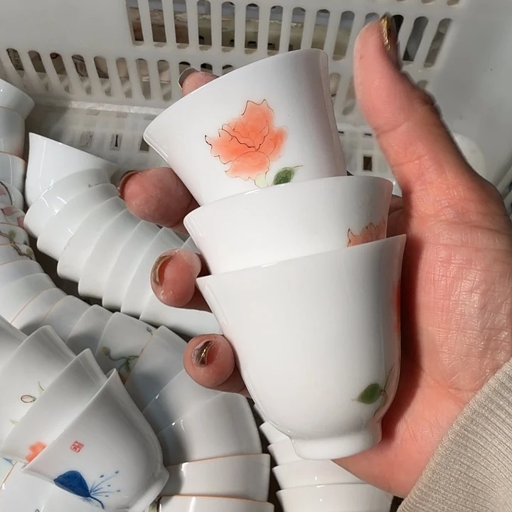 孤品手绘釉下彩铃铛杯三个一组50cc