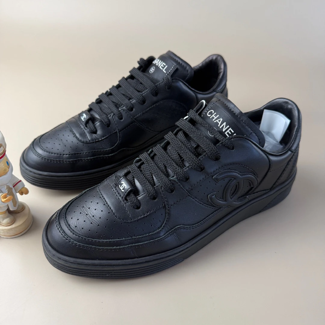 95新 Chanel/香奈儿 纯黑双G空军系带休闲鞋 38码 YLP3733