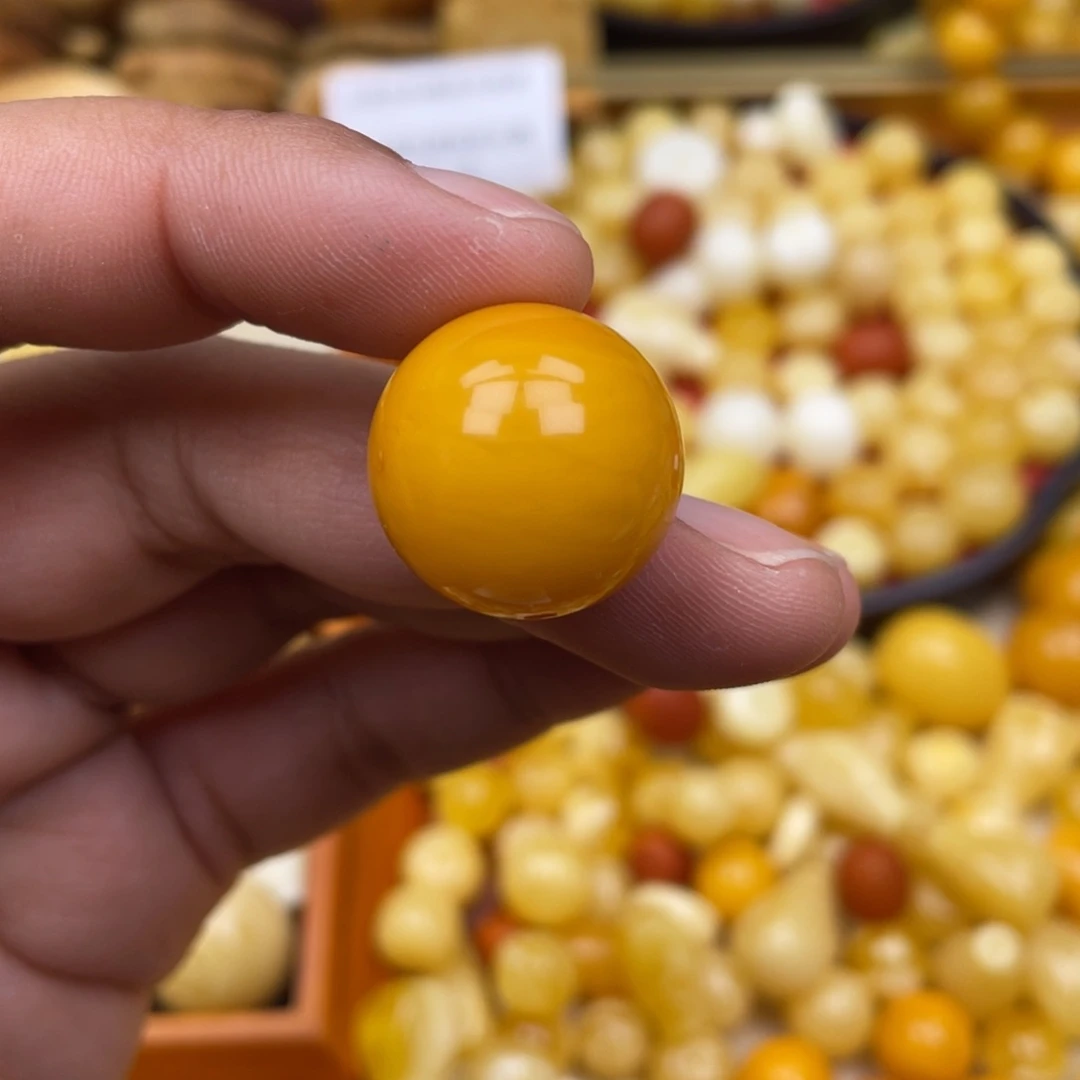 琥珀珠宝奇石未镶嵌矿点 皮色19.6 