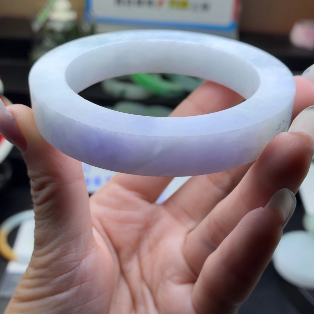 福***暖定制翡翠未镶嵌翡翠手镯