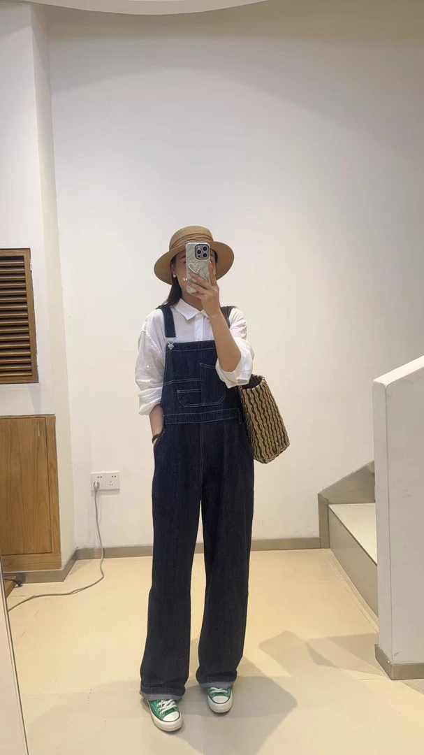 复古深蓝韩版宽松可盐可甜休闲背带裤