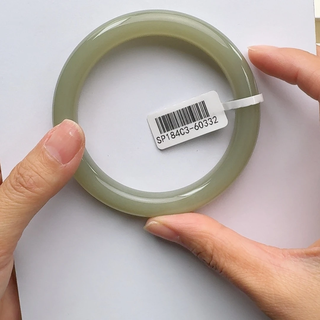 和田玉未镶嵌手镯62