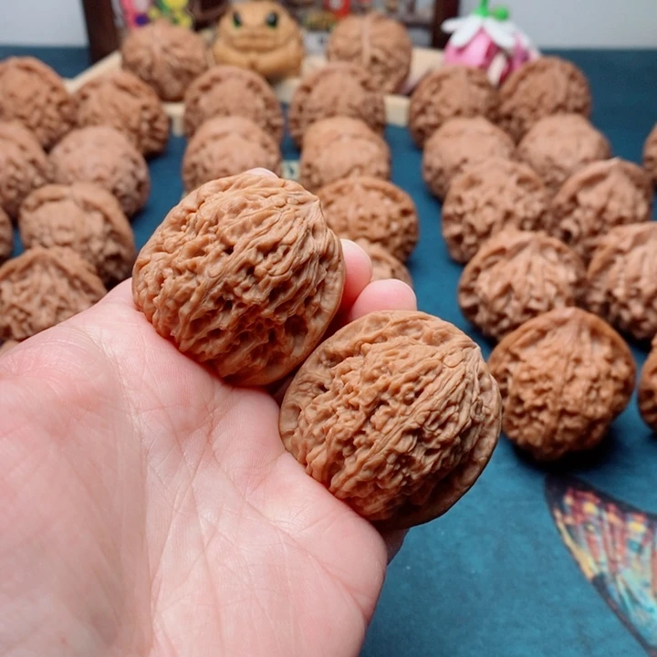 文玩核桃把件南疆石37