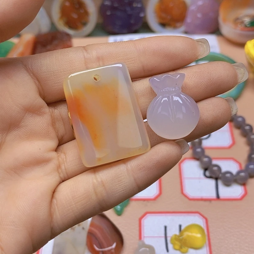 【闪购商品】玛瑙/玉髓颈饰未镶嵌一*