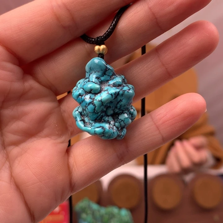 绿松石未镶嵌原矿