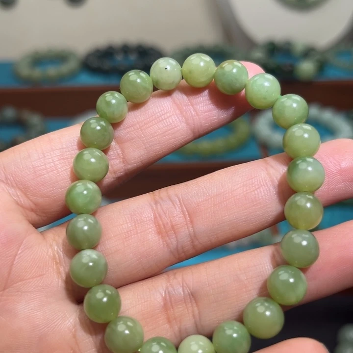 和田玉未镶嵌手链卡8