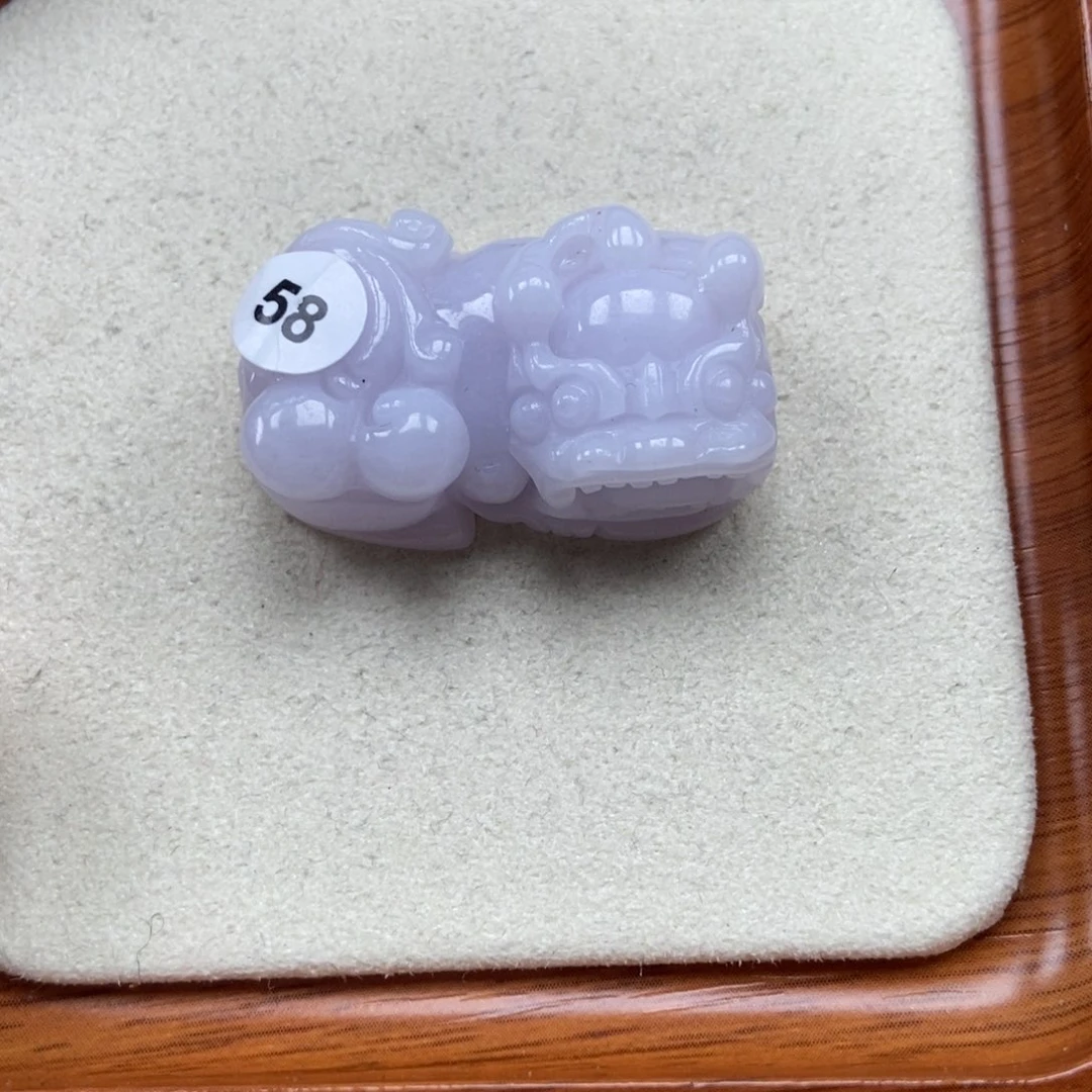 翡翠未镶嵌颈饰霸王貔貅吊坠