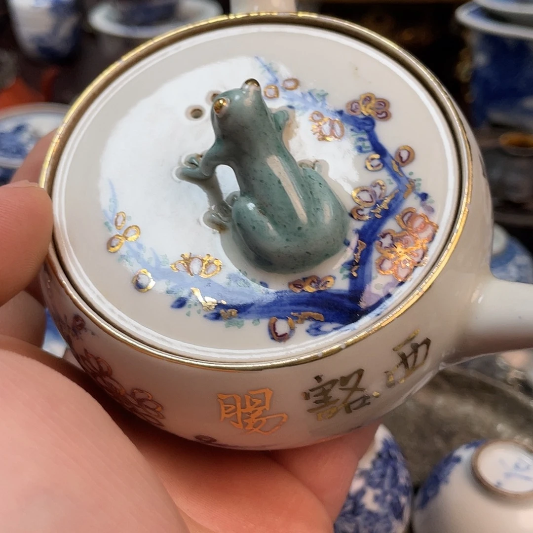 刘***华核桃两个球核桃两个球茶壶