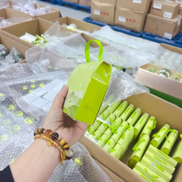 【专柜正品  】绿色雪松套包水20g➕精华液5克➕乳液15g