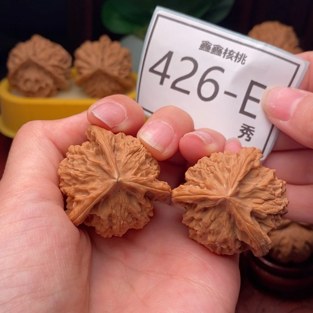 文玩核桃把件盘山奔36