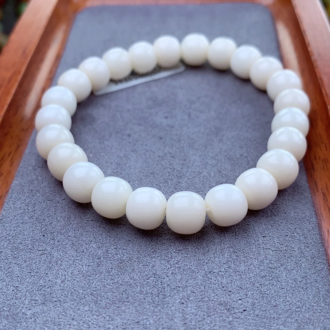 石英质玉未镶嵌配饰