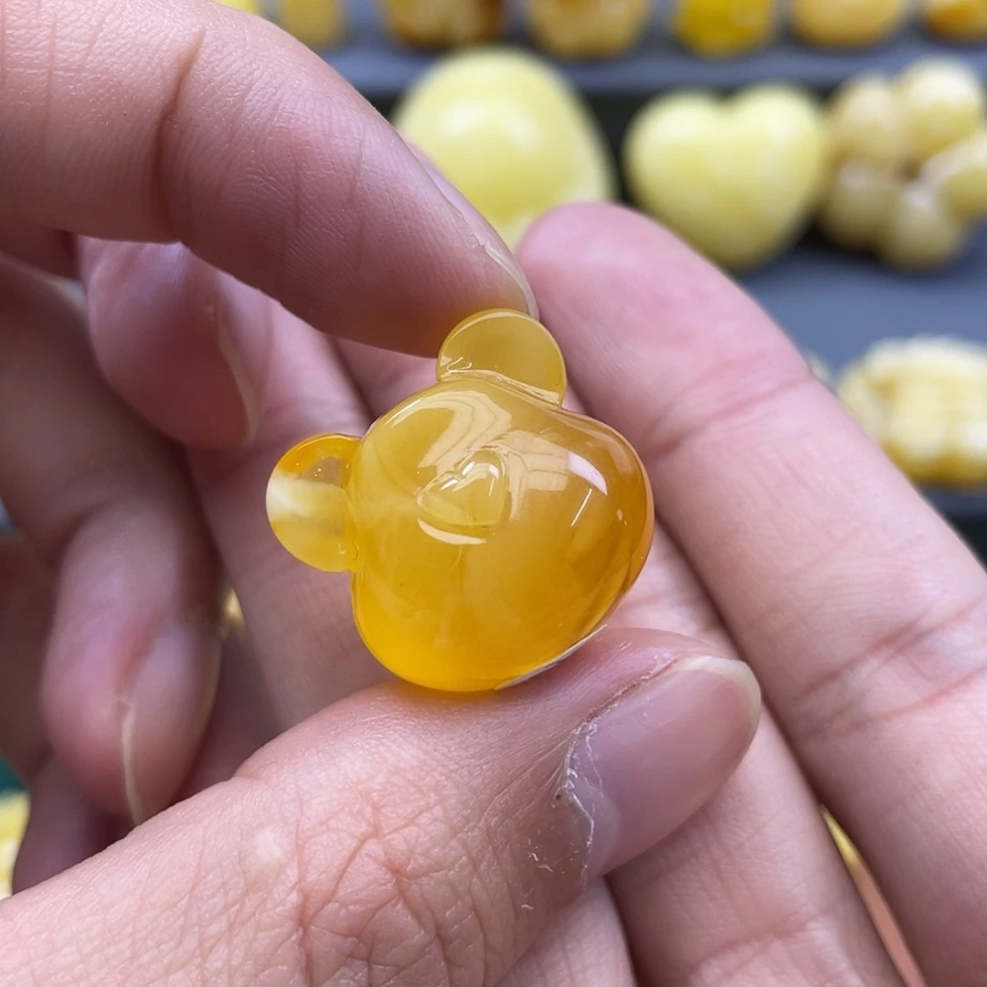 琥珀裸石未镶嵌蜜蜡