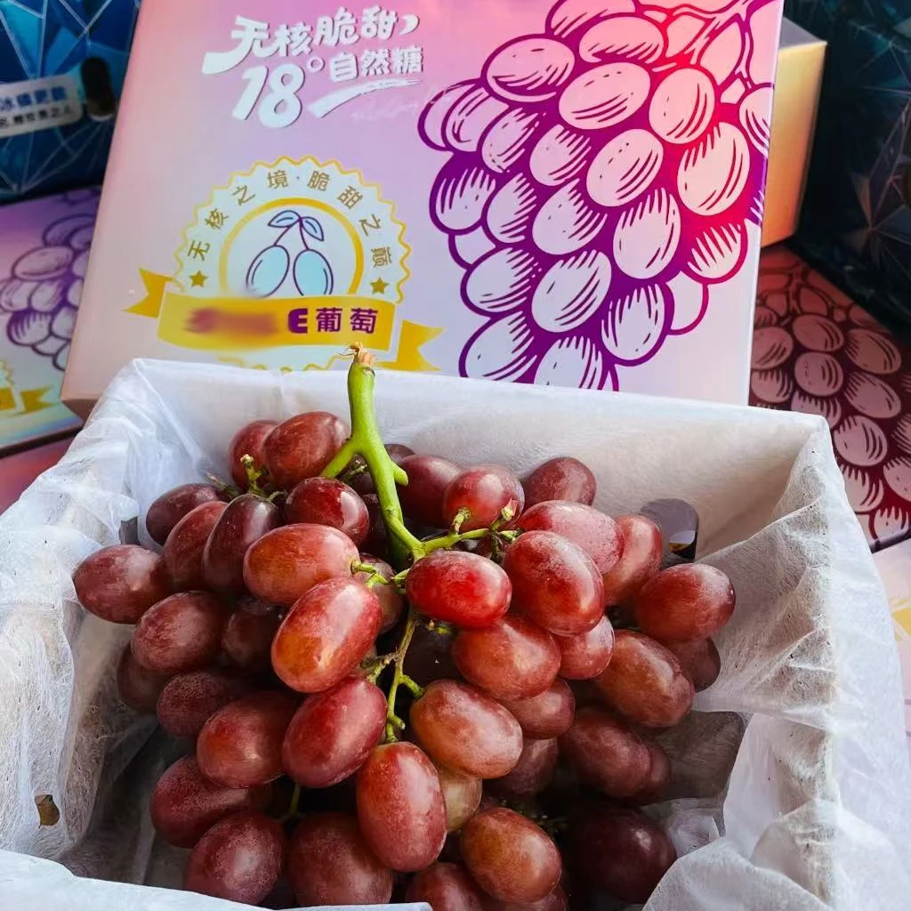 正宗克伦生红提葡萄2斤礼盒装；新鲜无籽红提，脆甜多汁，当季纯甜无酸，孕妇水果葡萄同城送北京市