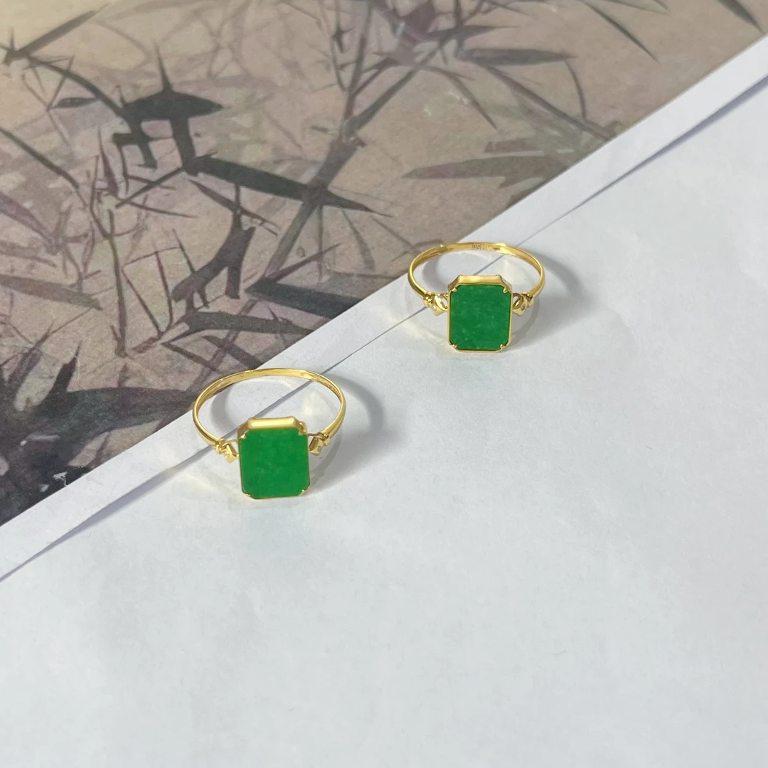 【小宝珠宝】30 T90585-18k金翡翠戒指-多样性发其一-整体10*8*3mm
