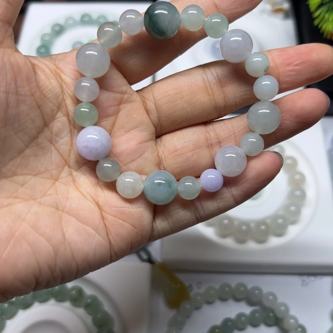定制翡翠未镶嵌多宝手串