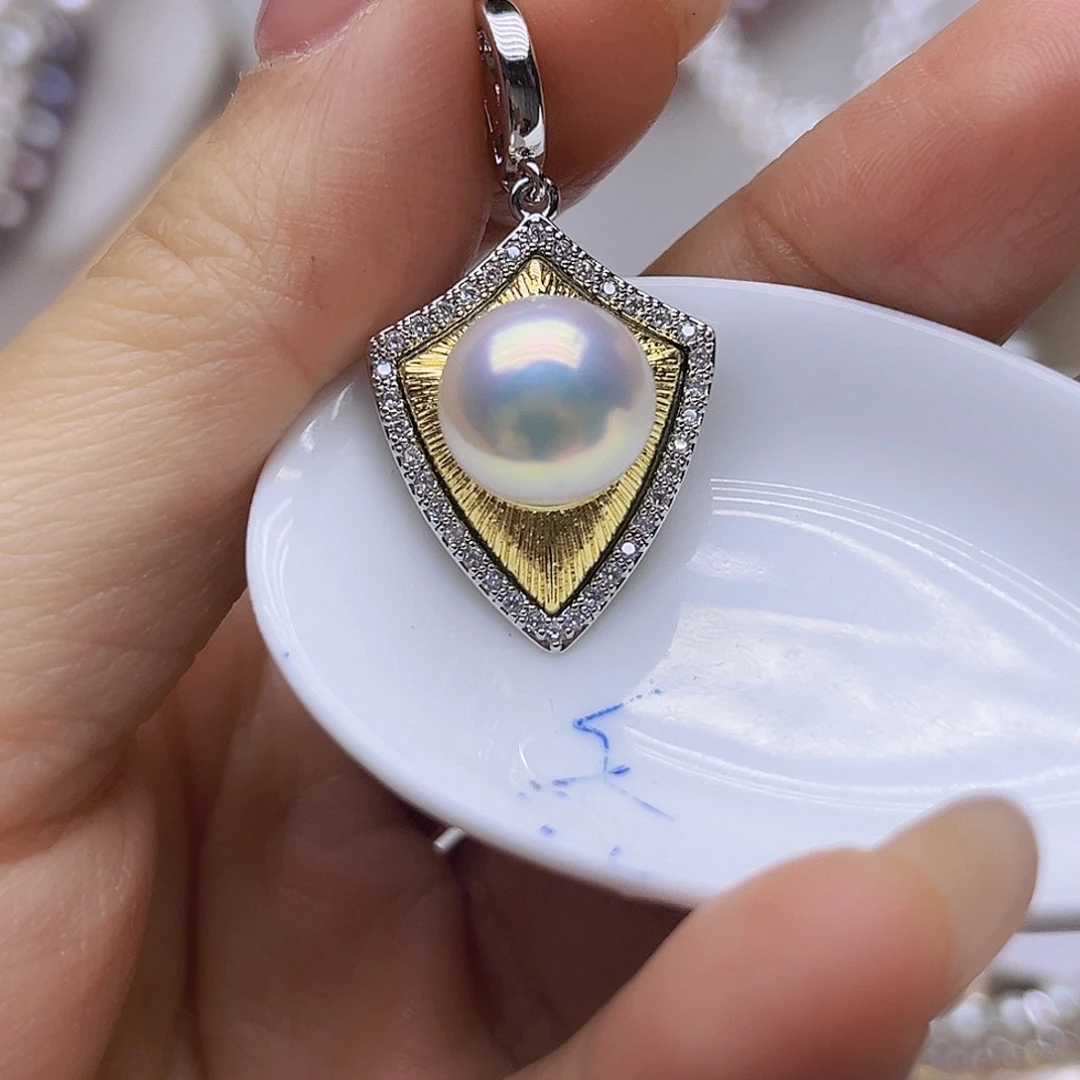 吊坠或者耳钉未镶嵌淡水珍珠