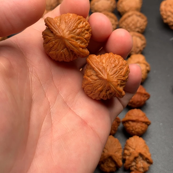 文玩核桃吊坠乾隆磨