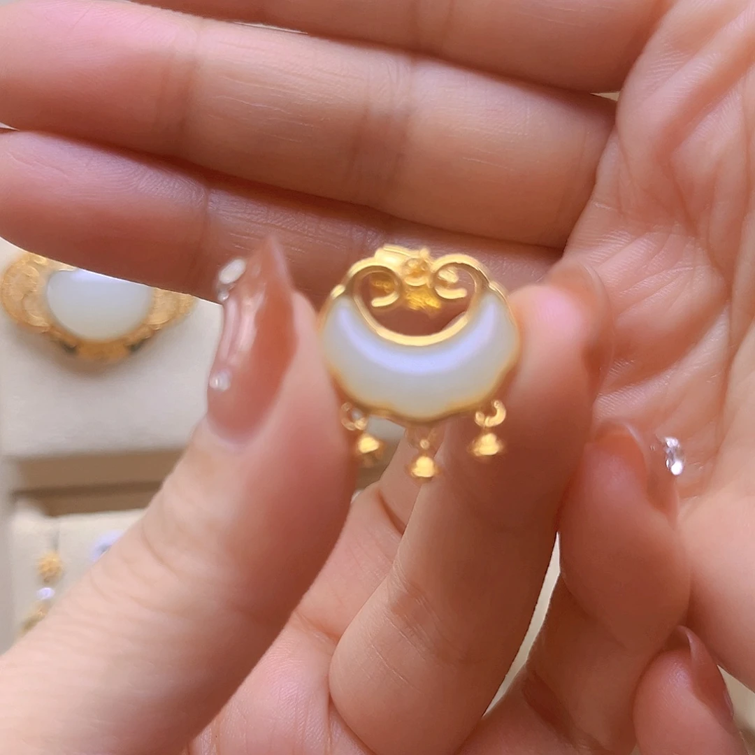 和田玉银S925镀金镶嵌颈饰