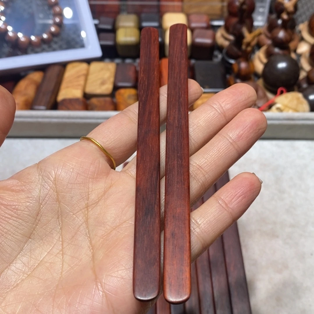 檀香紫檀（小叶紫檀）逍**得