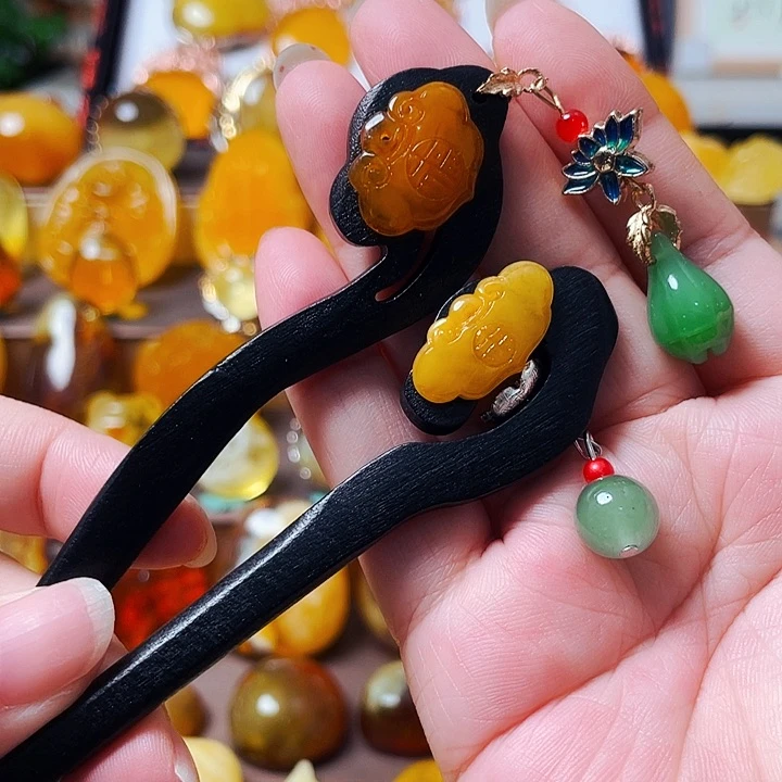 未镶嵌颈饰琥珀发簪