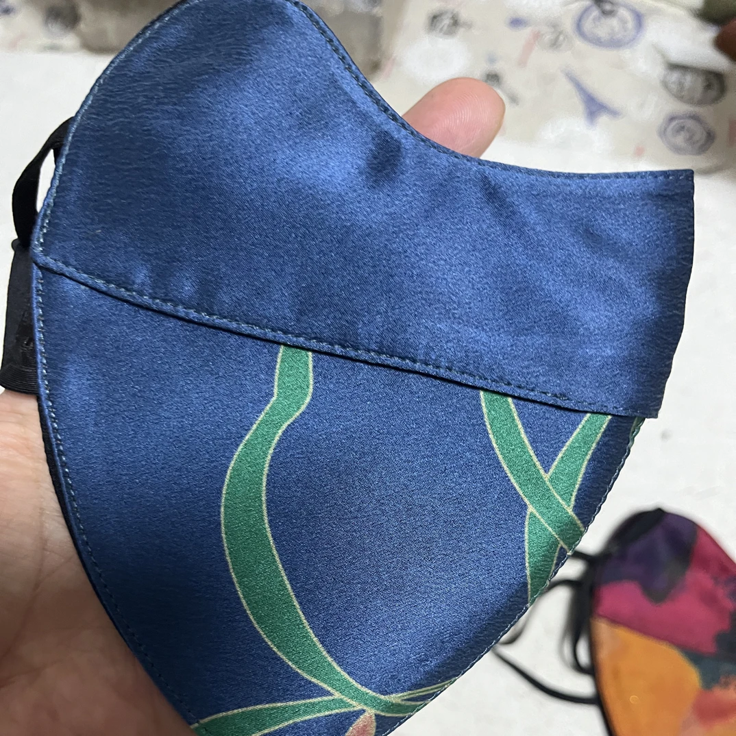 香云纱3D立体护眼角面罩透气防晒桑蚕丝口罩、拍下颜色随机