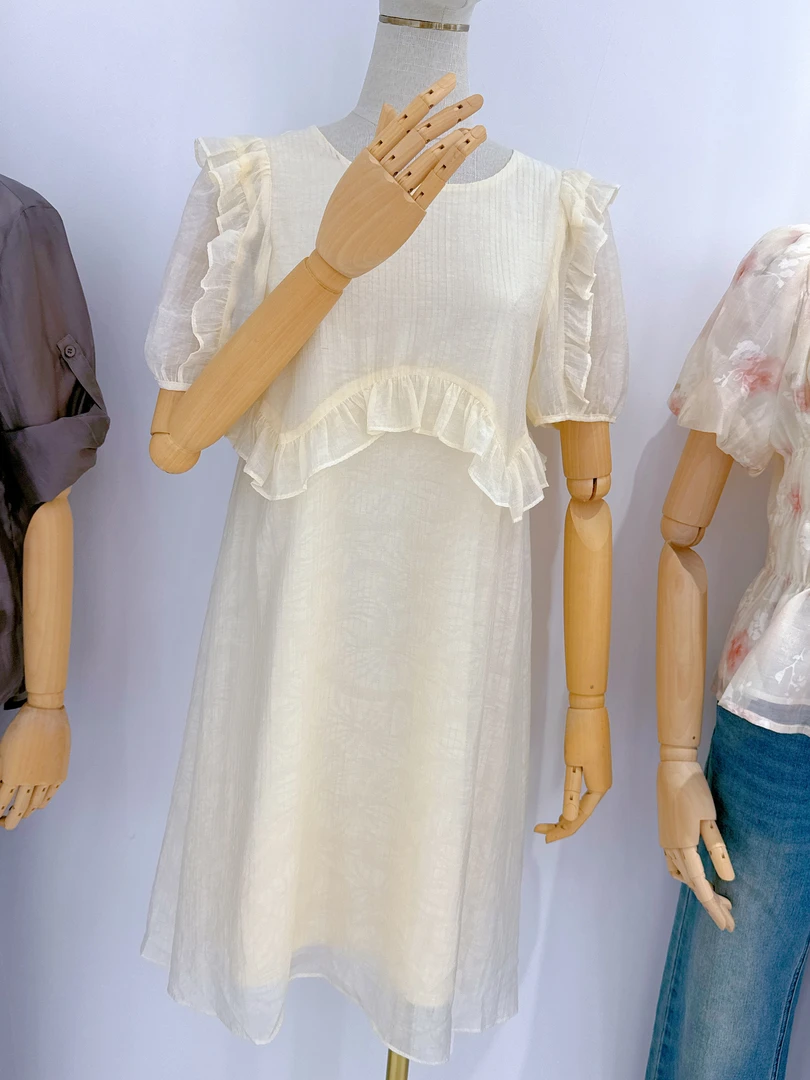 她之蝶24夏季新品方领连衣裙4242121