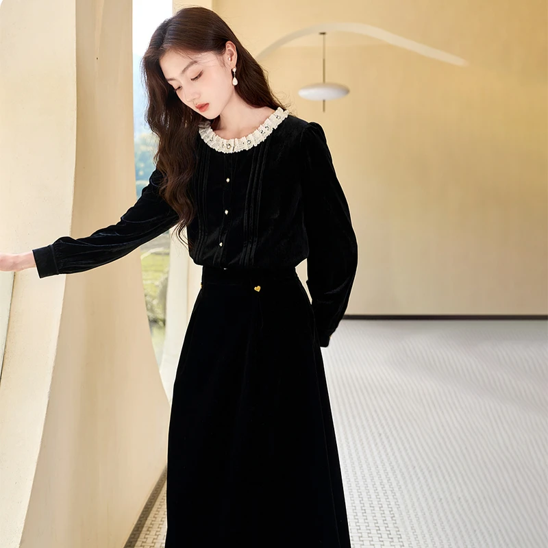 C834043衬衫 香影法式黑色衬衫女2024秋冬新款花边圆领衬衣赫本风