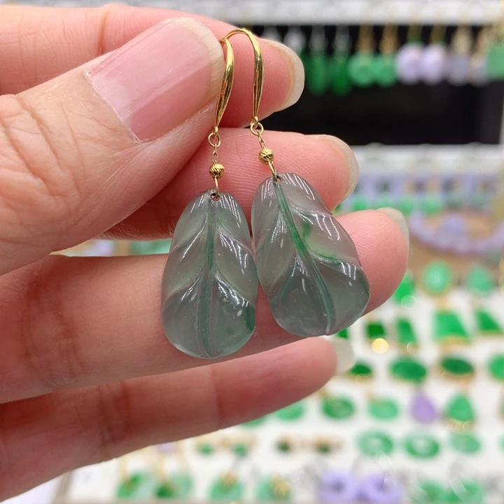 翡翠18K金镶嵌耳饰