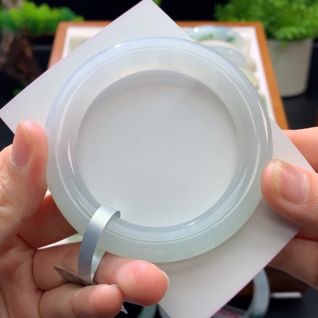 翡翠未镶嵌手镯闪购 11