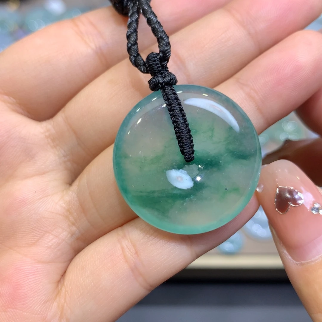 翡翠未镶嵌颈饰平安扣28.5*5.7