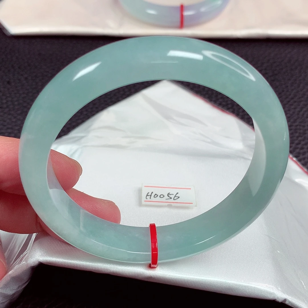 未镶嵌手镯翡翠天然翡翠手镯
