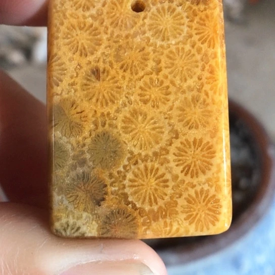 硅化玉吊坠未镶嵌