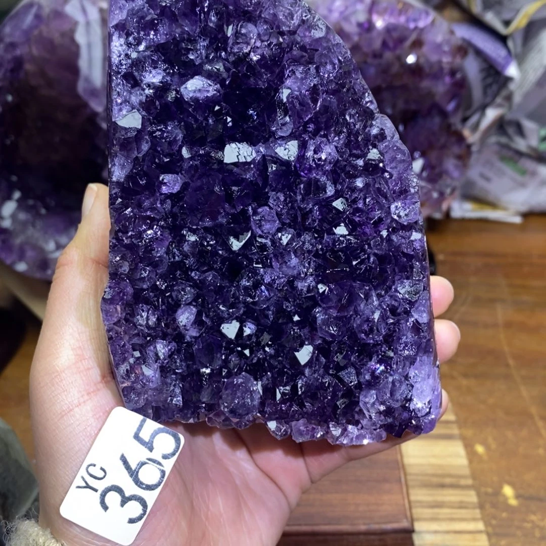 水晶大型摆件（非配饰）未镶嵌