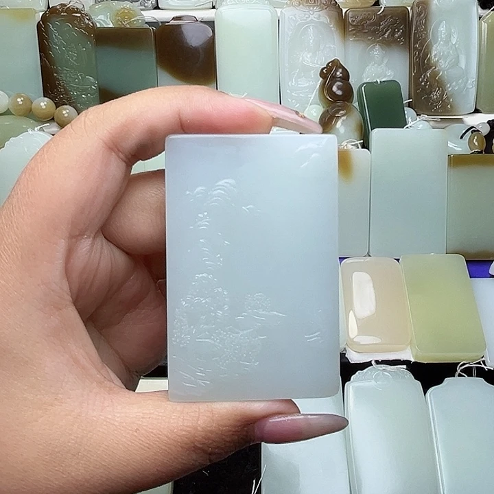 颈饰未镶嵌和田玉大*