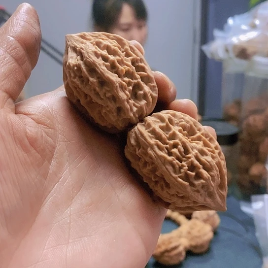 【闪购商品】把件文玩核桃36.5鸡心老树