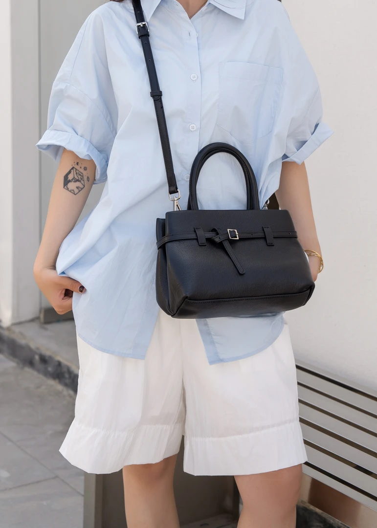 尺寸：24*11*17cm休闲简约包包百搭百搭女士包轻奢6222（微瑕）