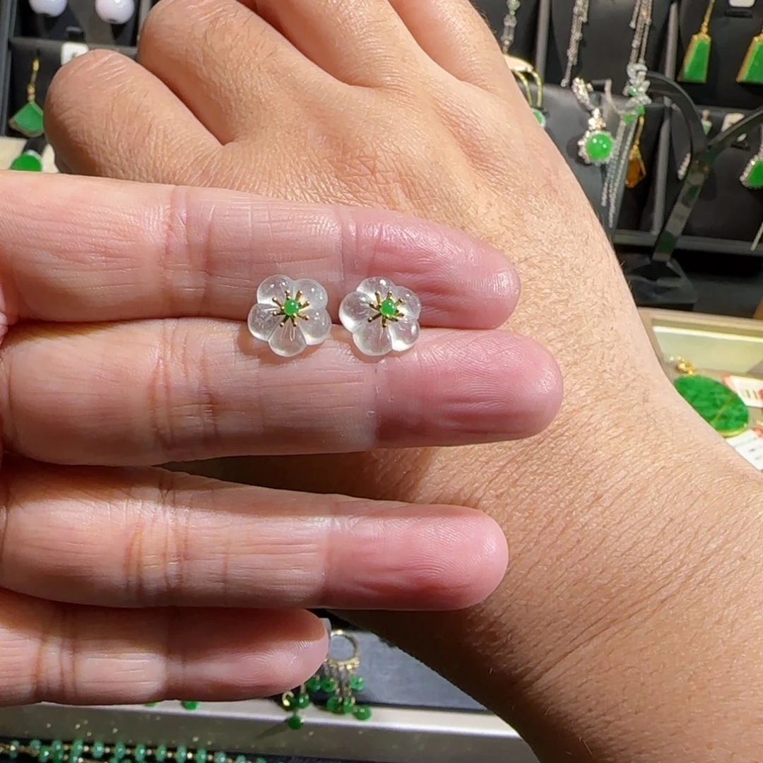 翡翠18K金镶嵌颈饰耳钉