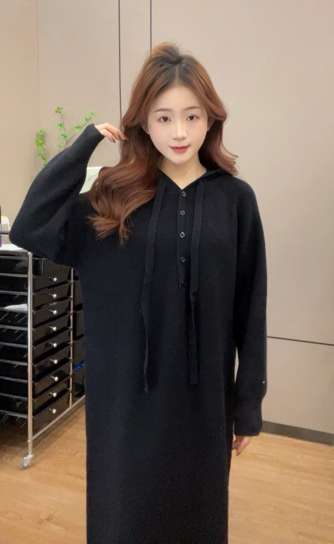 ENYU/2025新款小个子连帽针织连衣裙子女冬季内搭打底毛衣长裙