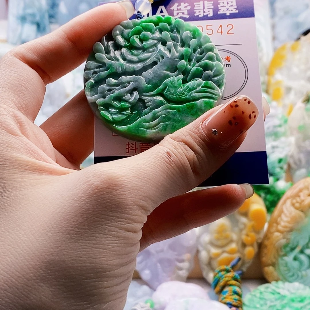 翡翠未镶嵌吊坠(不含链)