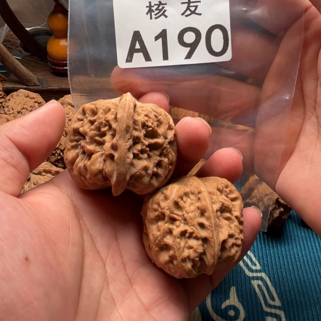 吊坠文玩核桃西北
