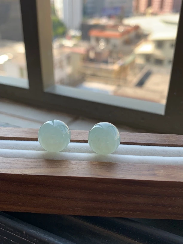 天然缅甸翡翠-冰晴底圆珠12.9mm 多样性发一颗的