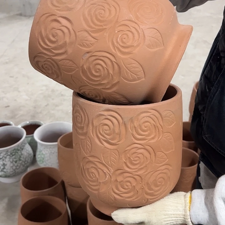 高度22厘米口20厘米